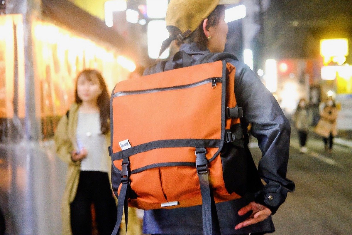 Road Runner ロードランナーバッグ　ラージサイズ　ブラック Road Runner Bike Bags - Large Anything Backpack for Urban