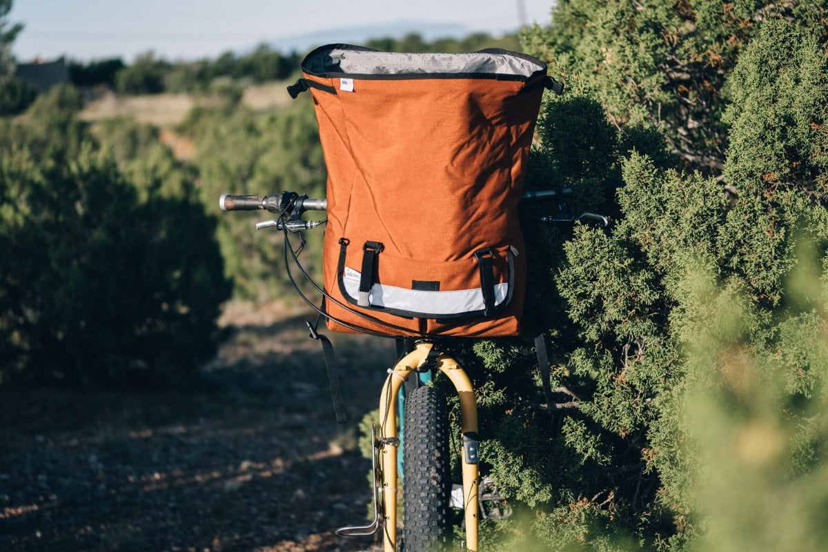 Jumbo Jammer Handlebar Bag: 17L