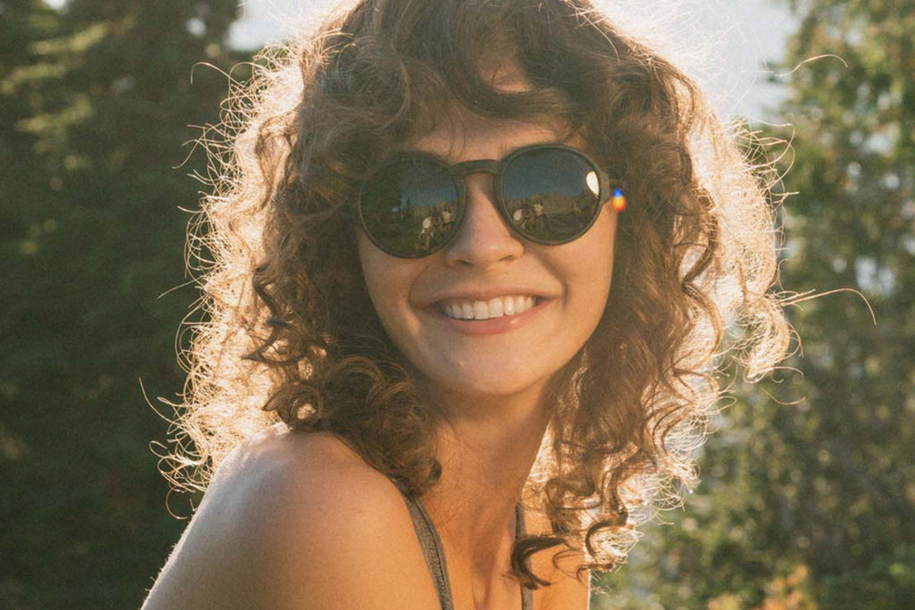 Viale, Ombraz Armless Sunglasses | Road Runner Bags