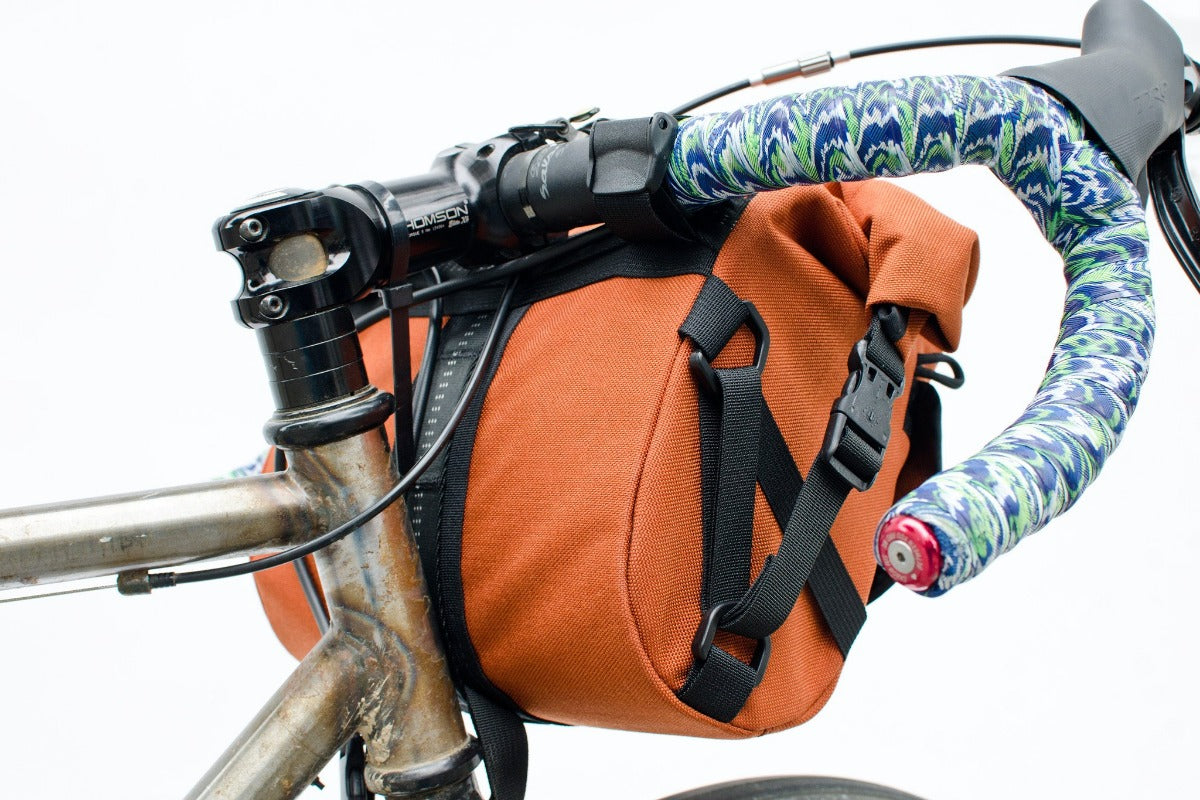 Jammer Handlebar Bag for Bicycle Commuting and Bike Camping: 7L